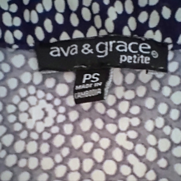 Ava & Grace Navy with Tan Dots 3/4 button down Blouse Sz PS - Picture 3 of 4
